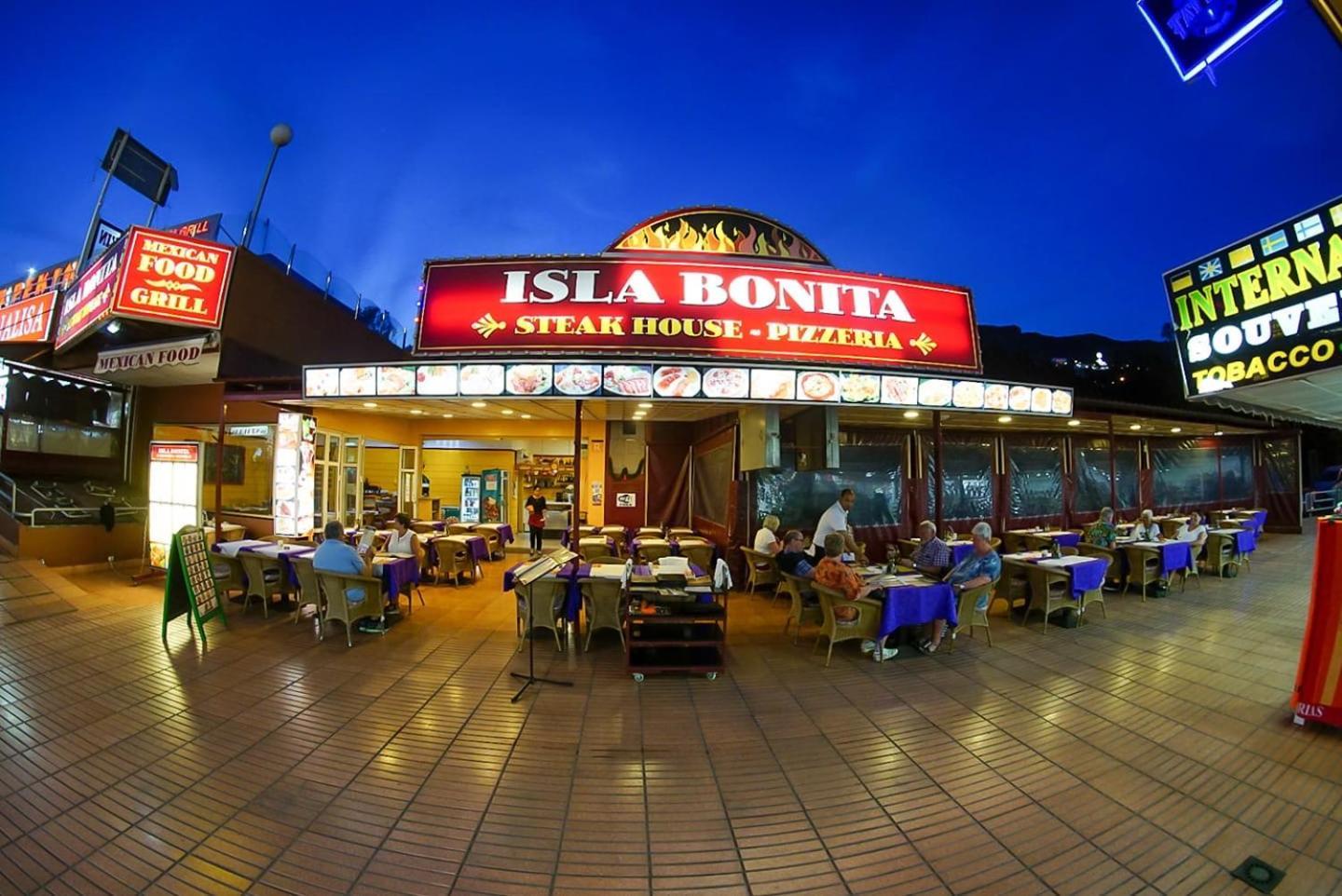 Bungalow Montecarlo 35 And 45 First Row With Air Conditioning&Wi-Fi And Sound Insulation 푸에르토리코 외부 사진
